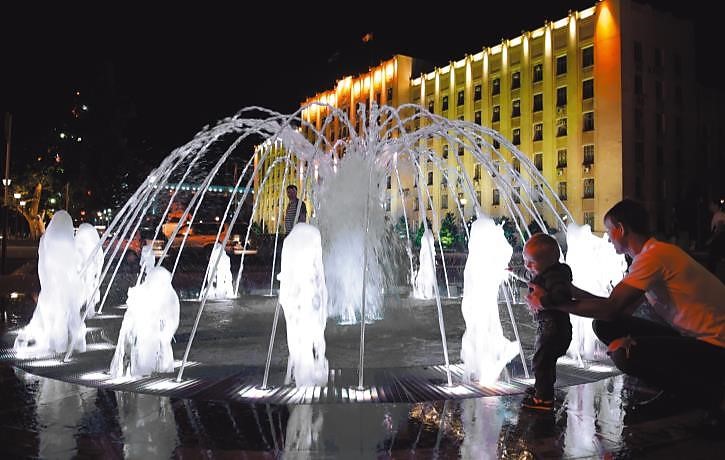 Подводный светодиодный (LED) прожектор 12 диодов, 25°, 24V.DC- холодный белый свет